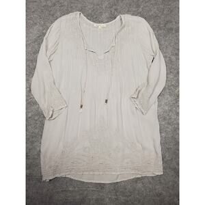 Solitaire Women's Size Medium Cream Embroidered Boho Blouse